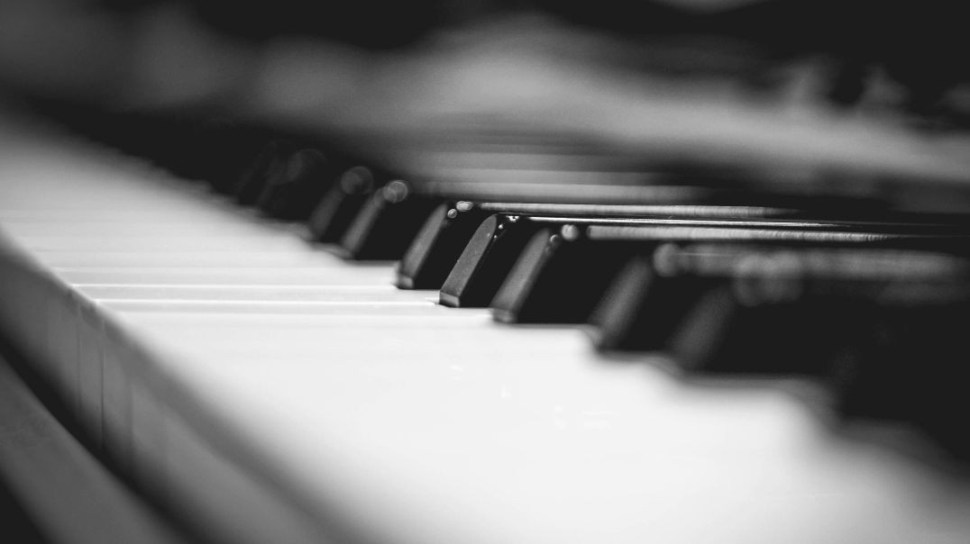 ⁣Relaxing Solo Music